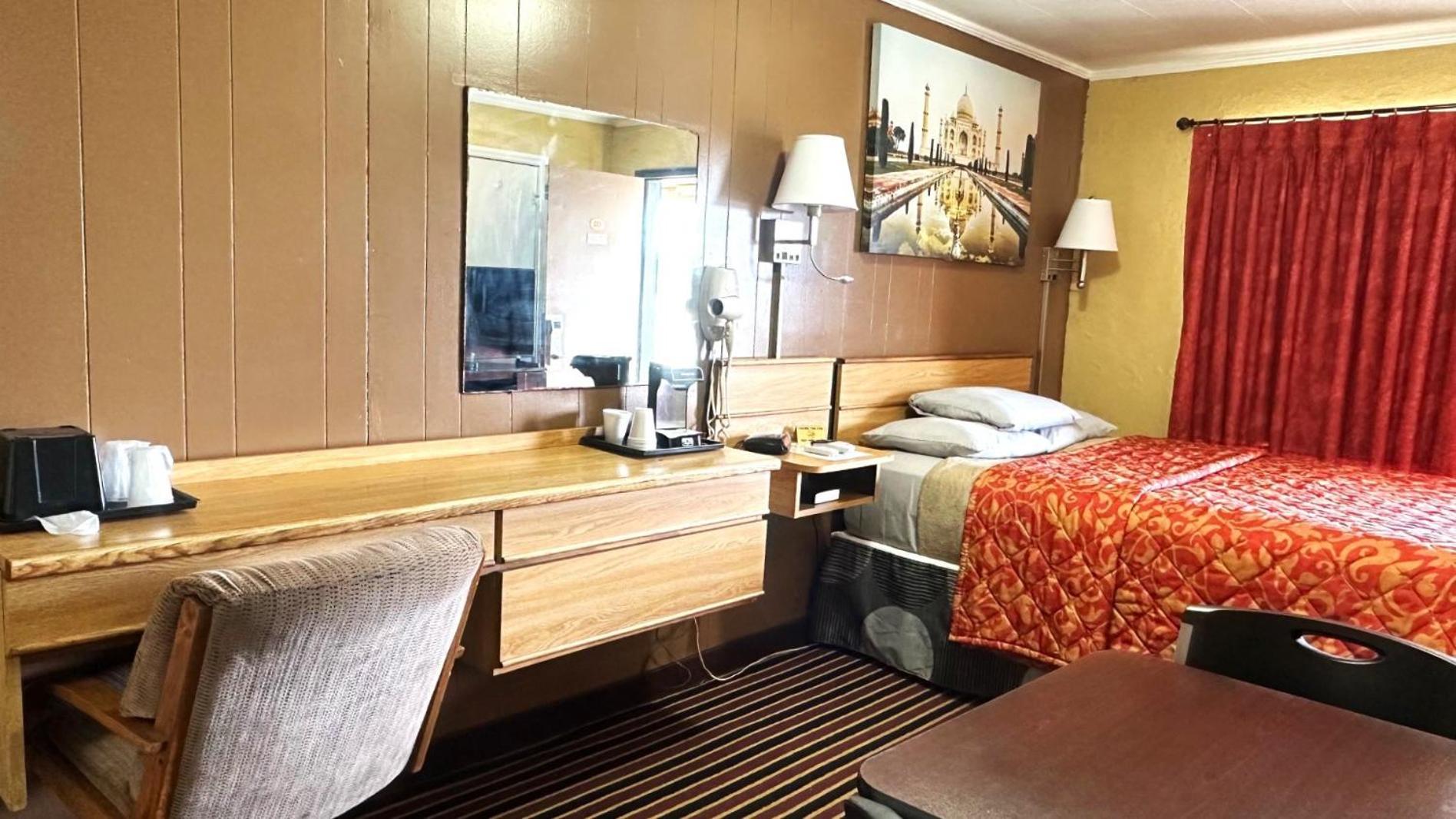 Relax Inn Vinita Экстерьер фото