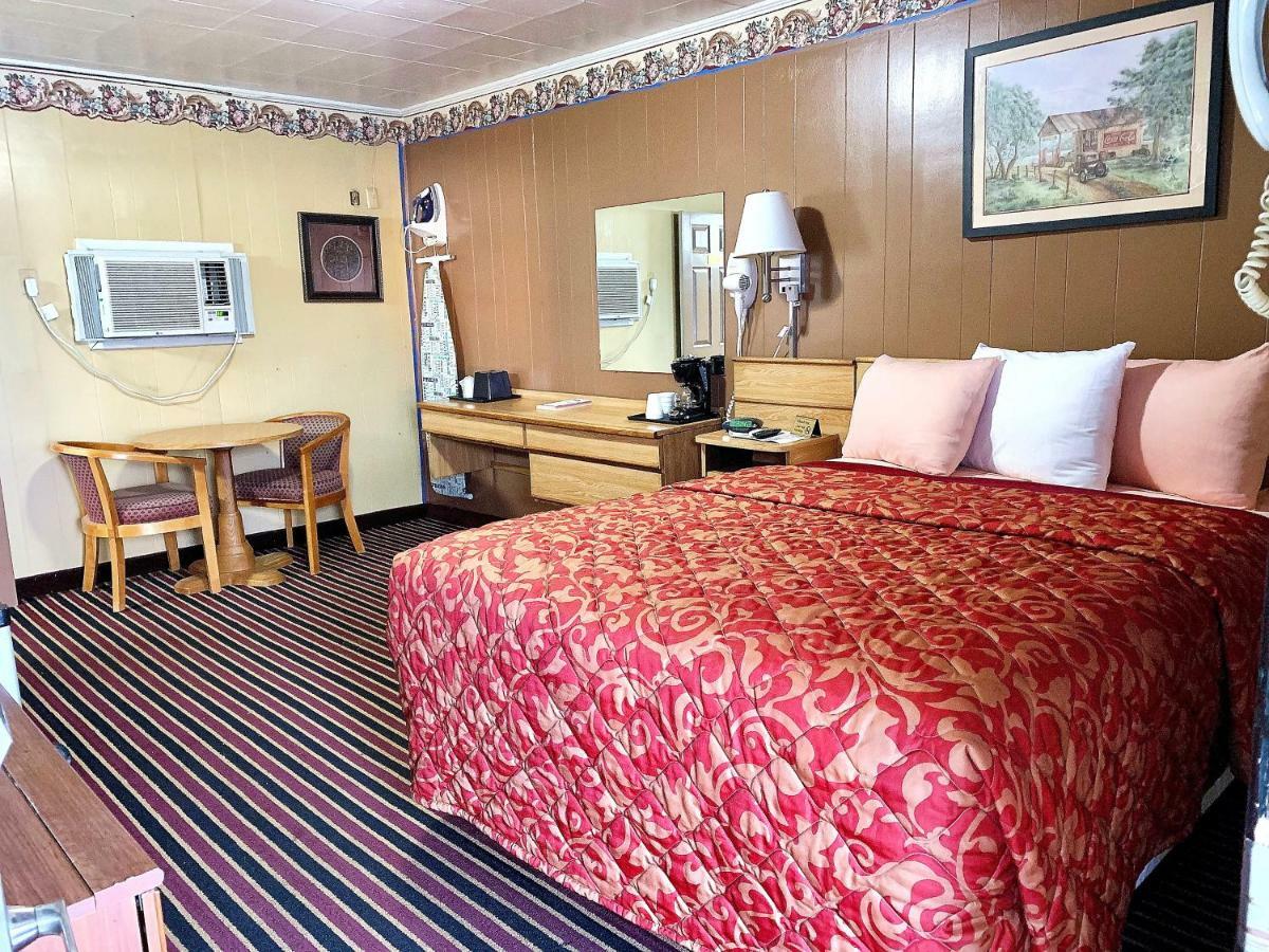 Relax Inn Vinita Экстерьер фото